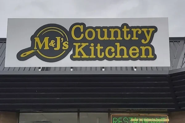 M&J’s Country Kitchen