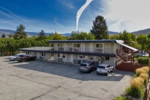 Maple Leaf Motel & RV Resort