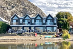 Vaseux Lakeside Resort