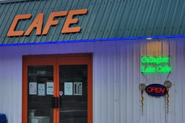 Gallagher Lake Café