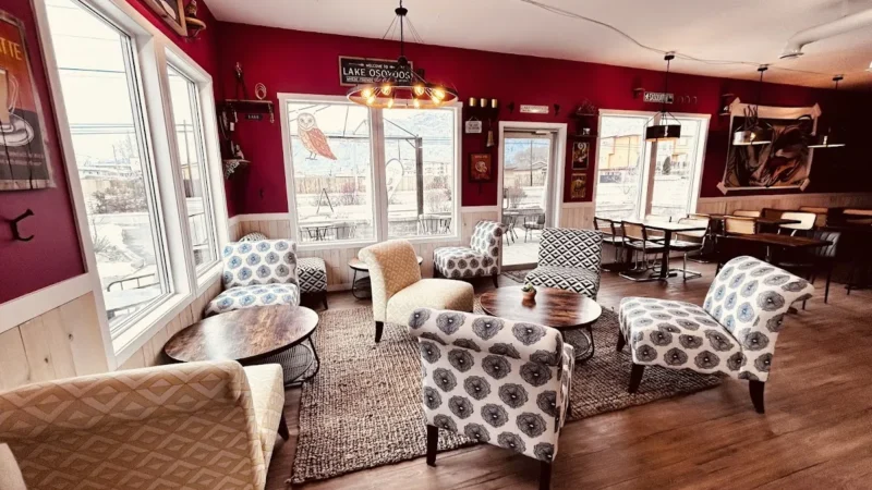 Barn Owl Eatery & Café: eggies + coffee • smash burgers + shakes