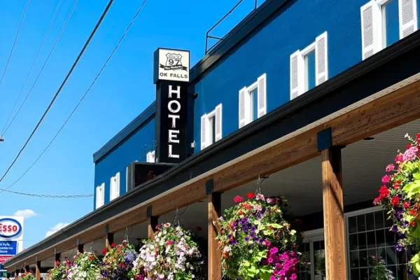 Ok Falls Hotel Bar & Grill