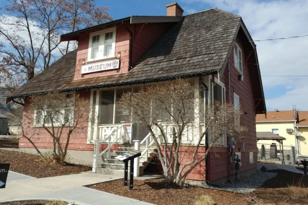 Oliver & District Museum